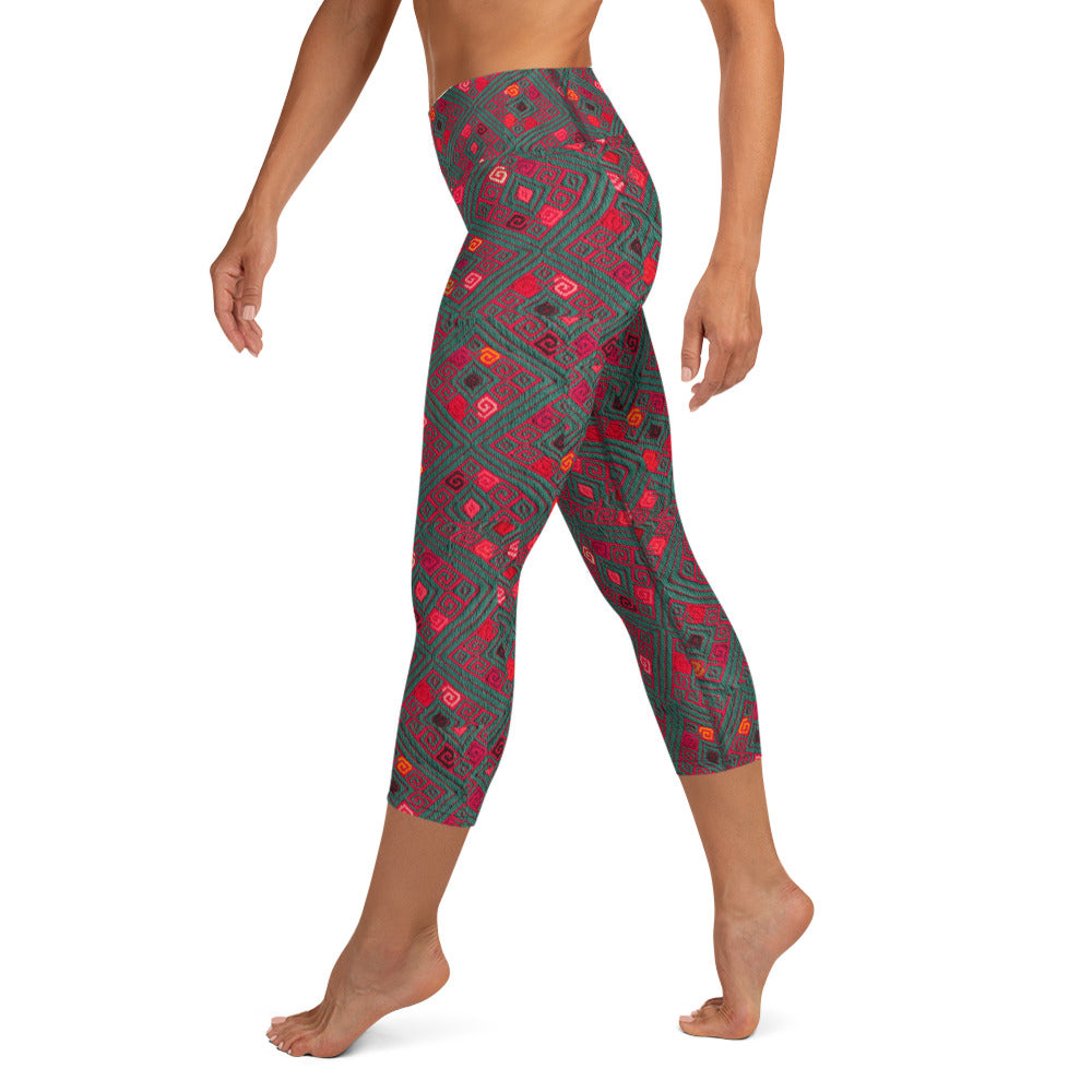Rombos- Yoga Capri Leggings